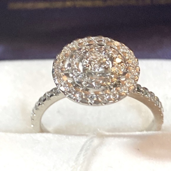 14k Dimond ring “round plate” very beautiful super modern and very stylish - Picture 2 of 4